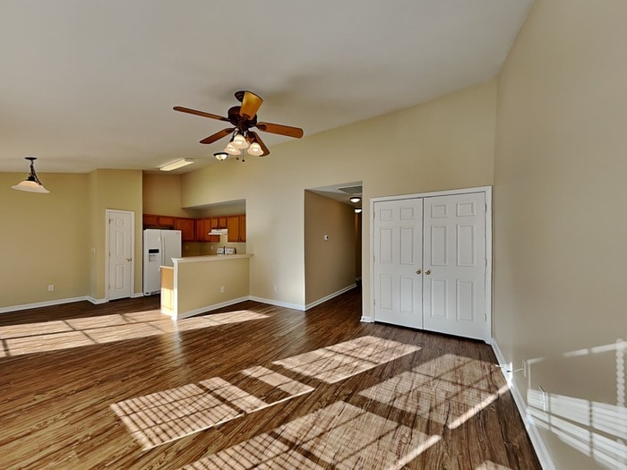 Building Photo - 2921 Deep Cove Dr NW