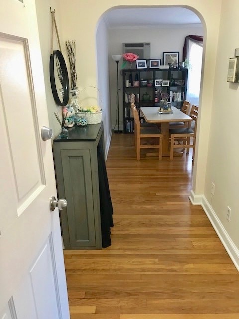 Building Photo - 877 Farmington Ave