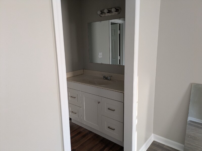 Building Photo - 2709 Ralph Johns St