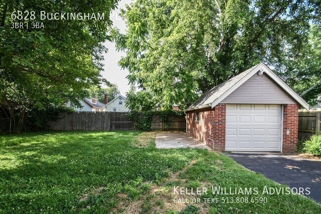 Building Photo - 6828 Buckingham Pl