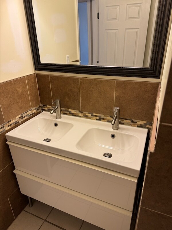 Building Photo - 19048 Partridge Wood Dr