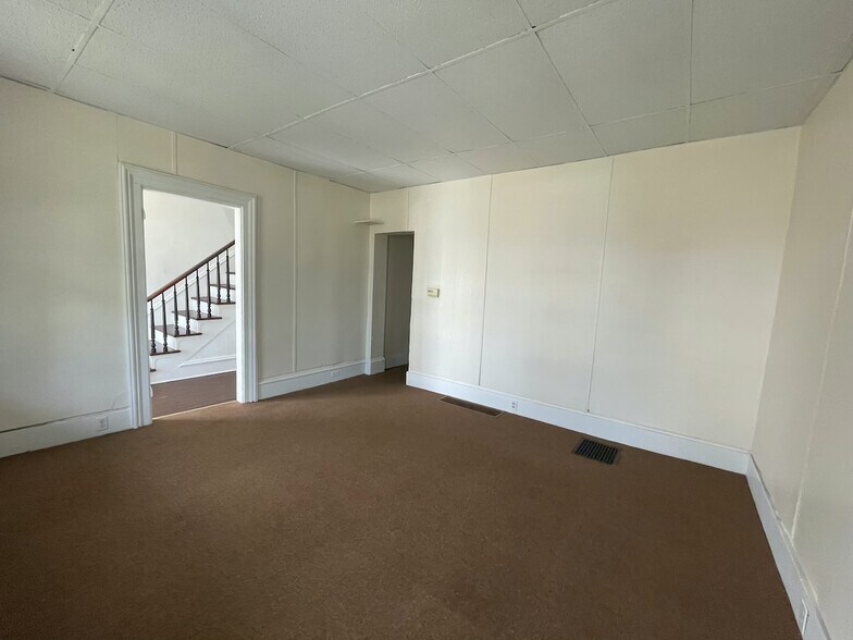 Building Photo - 68 W Mohawk St