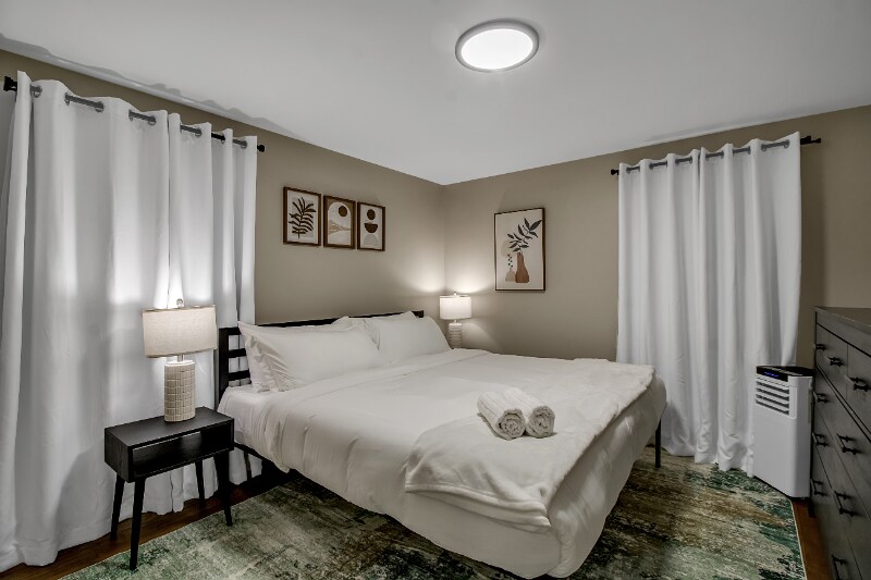 Building Photo - 1540 Abbott Rd