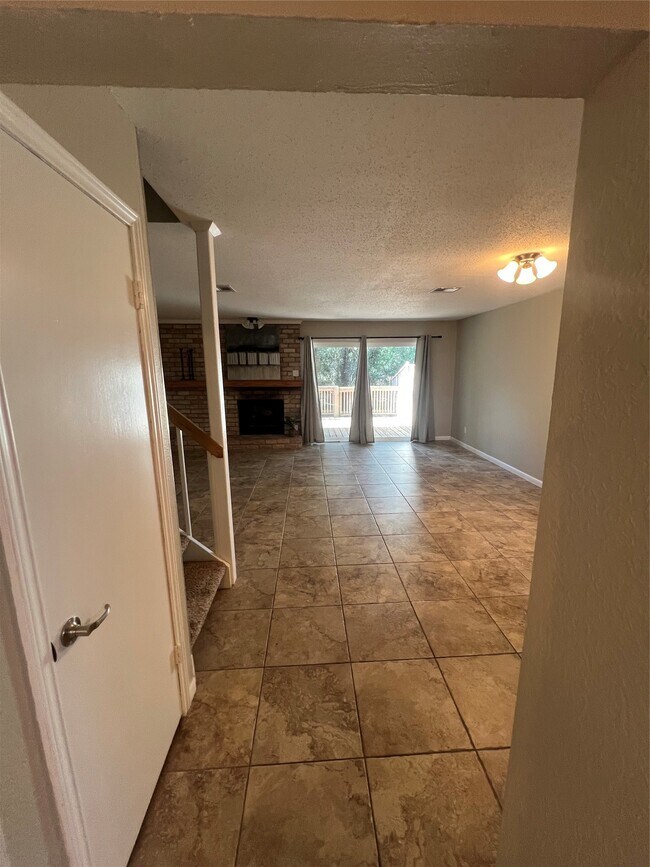 Building Photo - 2265 W Settler's Way