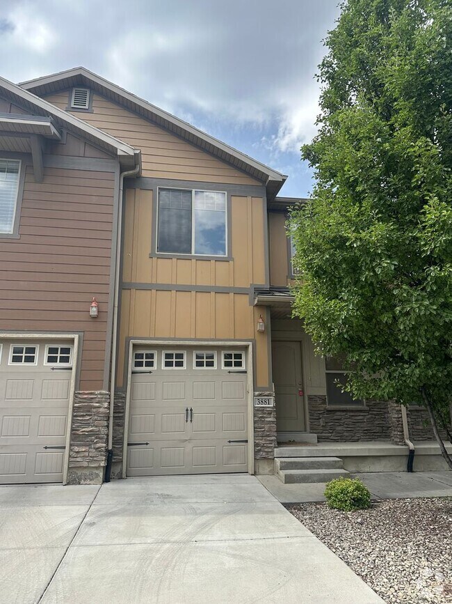 Building Photo - Beautiful South Jordan Home!!!
