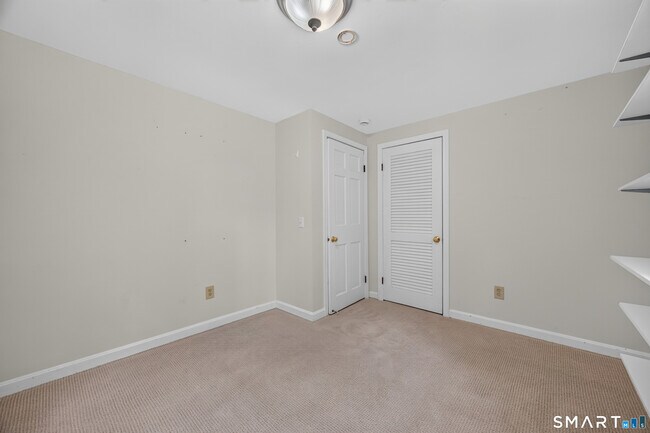 Building Photo - 68 Otter Cove Dr