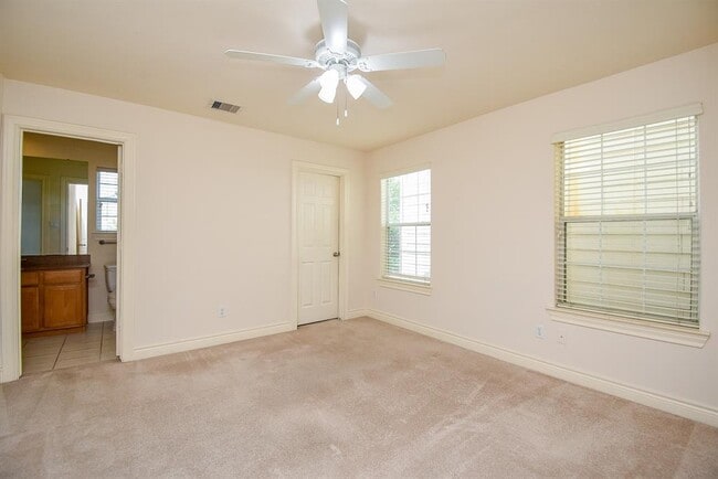 Building Photo - 2612 Starboard Point Dr