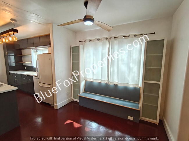 Building Photo - 3137 E Pima St