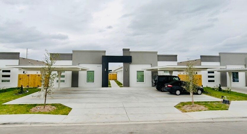 Building Photo - 3309 S Colt Ln