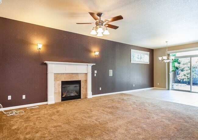 Building Photo - 3089 SE Riesling Rd