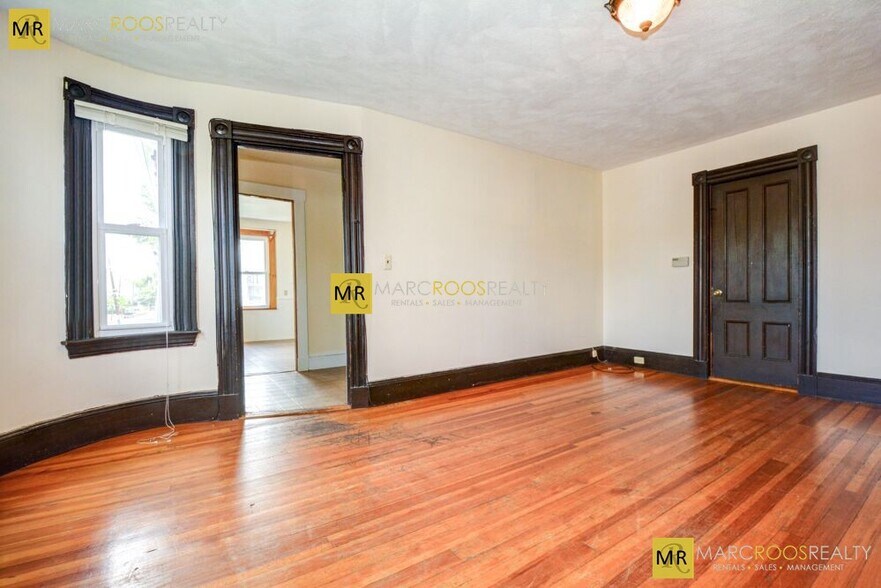 Building Photo - 48 South St