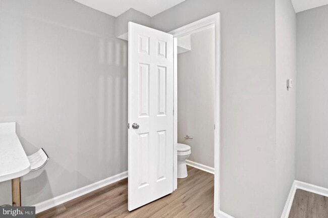 Building Photo - 1346 N Carey St