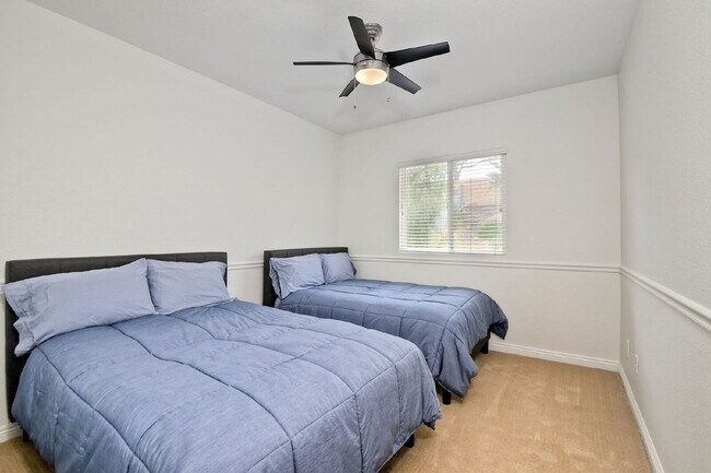 Building Photo - "Spacious 4-Bedroom Retreat in Rancho Carr...