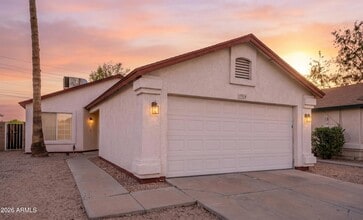 Building Photo - 11924 N 74th Ln