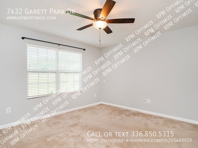 Building Photo - 7432 Garett Park Dr