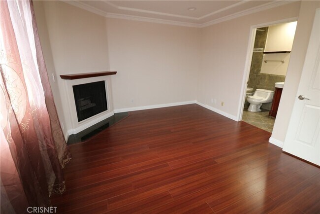 Building Photo - 14631 Dickens St