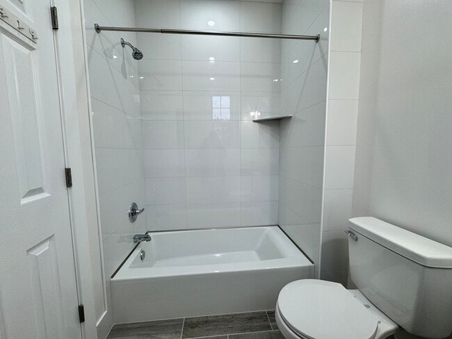 Building Photo - 48 Jefferson Ave