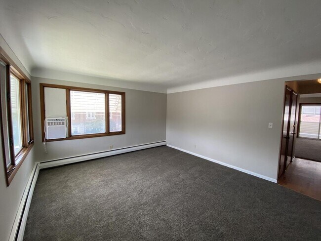 Building Photo - 6326 Ridge Rd