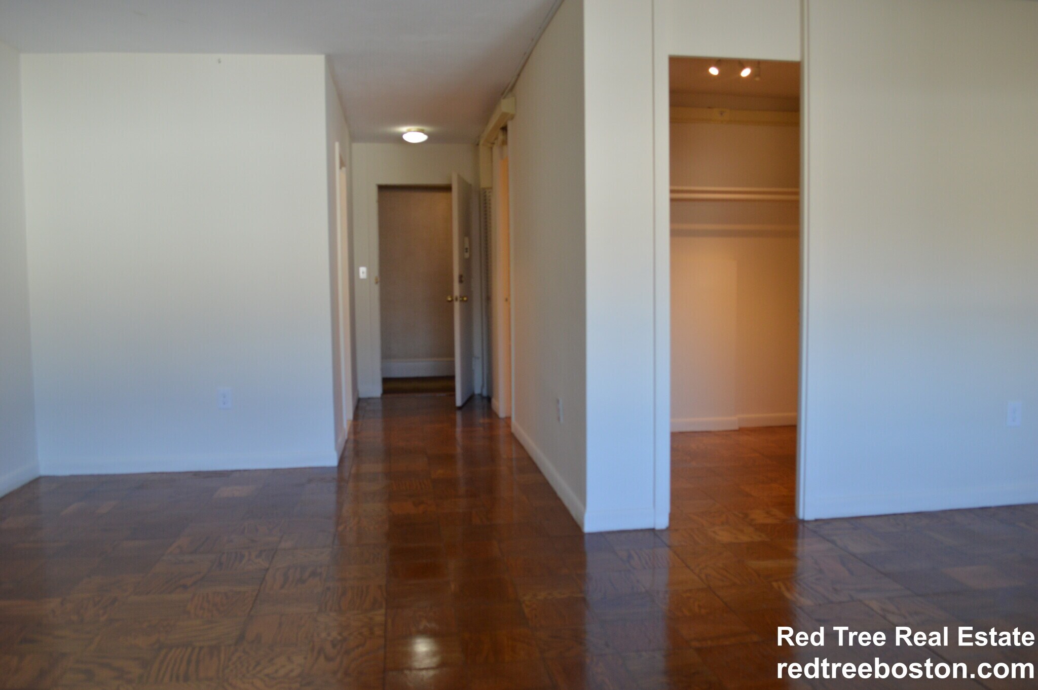 Building Photo - 101 Monmouth St