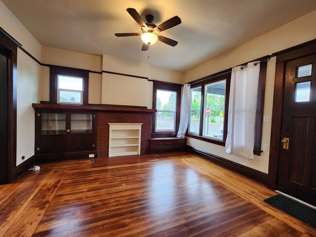 Building Photo - 1510ch