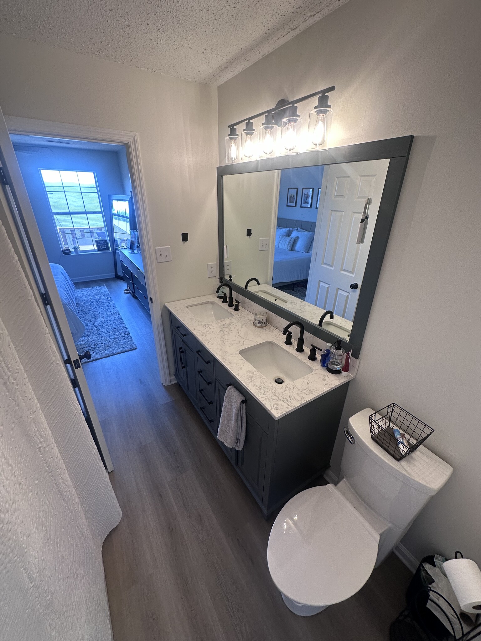 Building Photo - 8052 Intervale Way