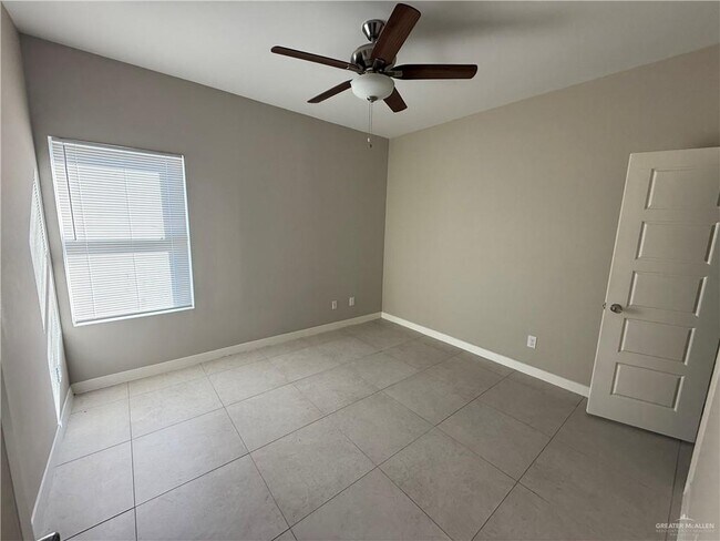 Building Photo - 34 Golden Nugget