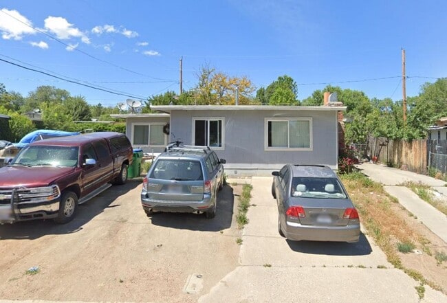 Building Photo - 335 Raffetto Dr