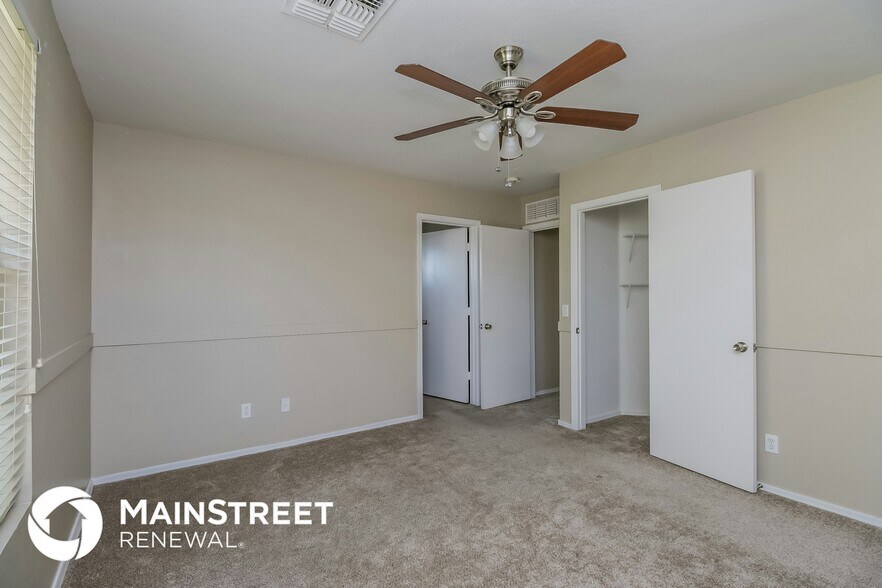 Building Photo - 5317 W Raymond St