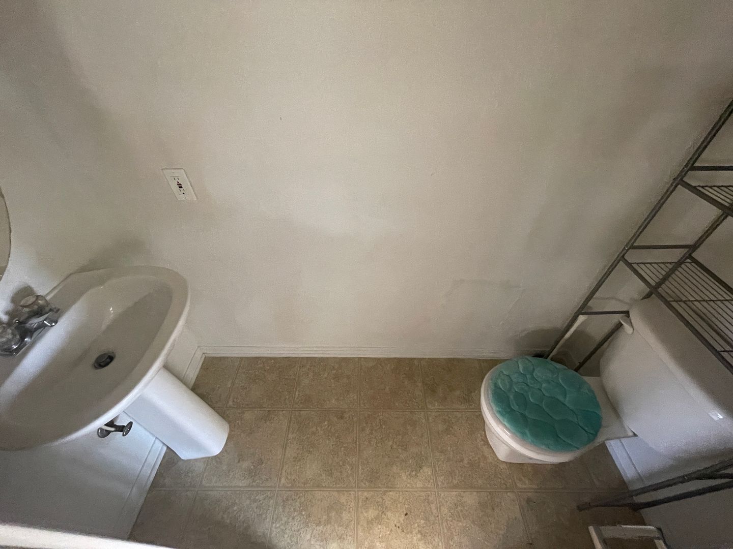 Building Photo - 211 N 3rd St