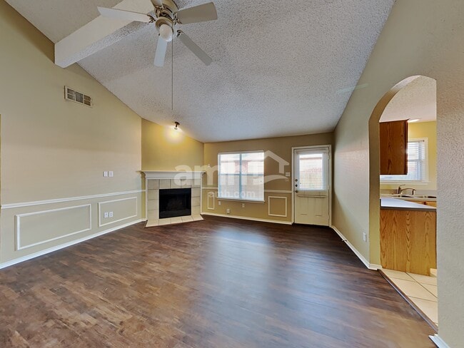 Building Photo - 4521 Quarry Cir