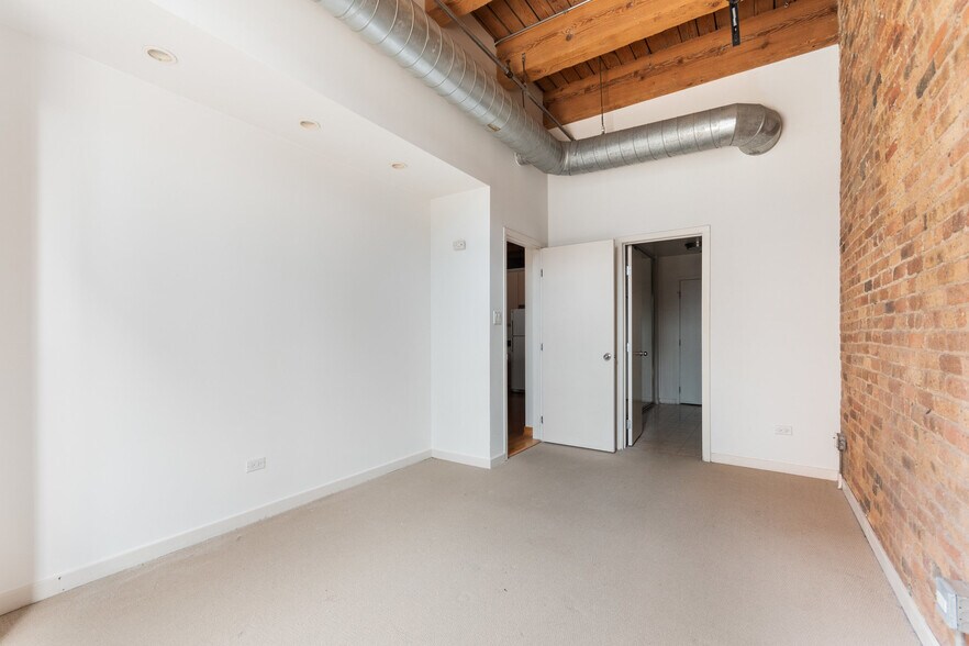 Building Photo - 300 W Grand Ave
