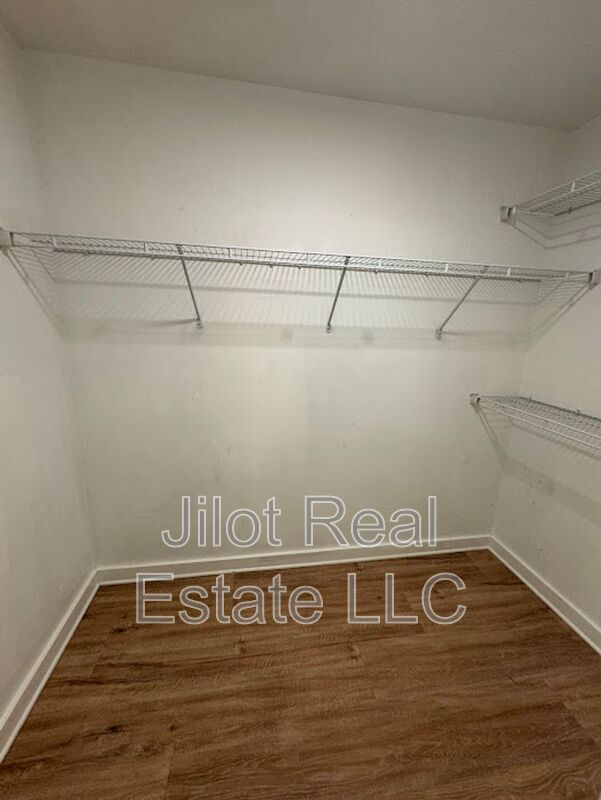 Building Photo - 260 18th St NW