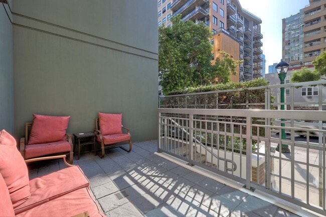 Building Photo - San Diego- Downtown- La Vita – Little Italy Condo- Split Level Style Move-In Special