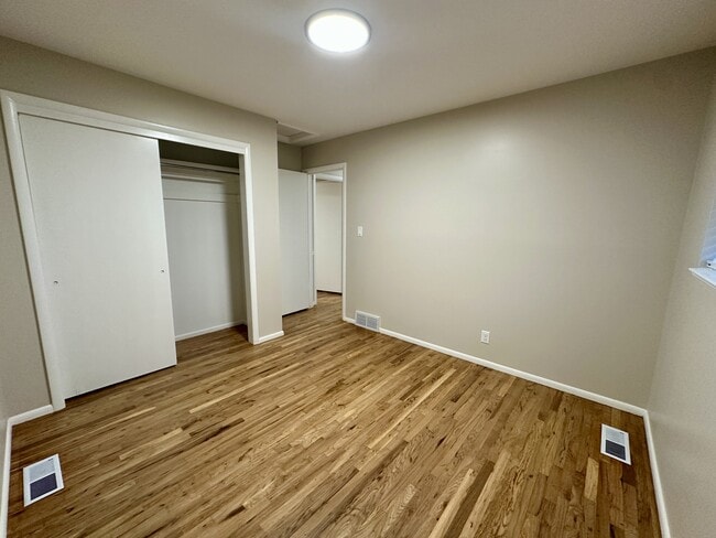 Building Photo - 2129 Creek Way