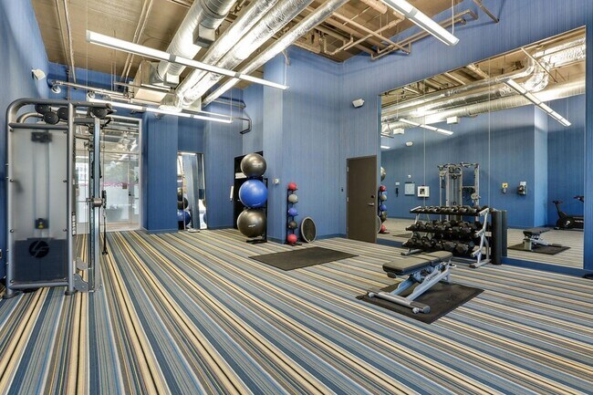 Building Photo - 901 S 2nd St