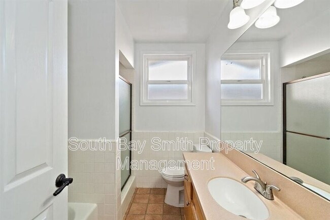 Building Photo - 1918 252nd St