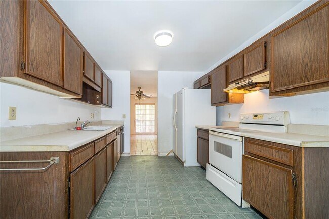 Building Photo - 6220 Rocky Trail