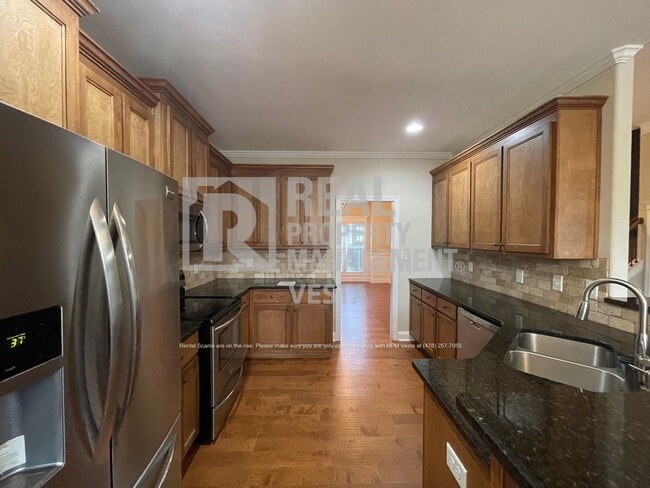 Building Photo - 904 Rainbow Springs Rd