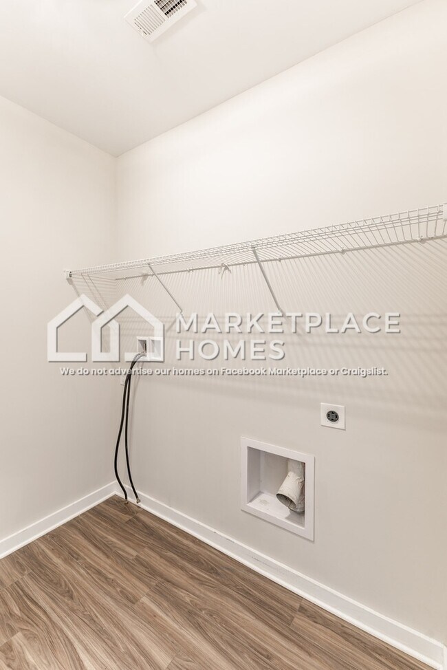 Building Photo - 128 Flintlock Wy