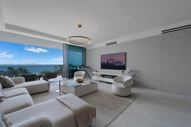 Building Photo - 10203 Collins Ave