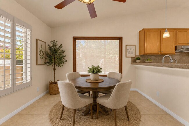 Building Photo - 79886 Dandelion Dr