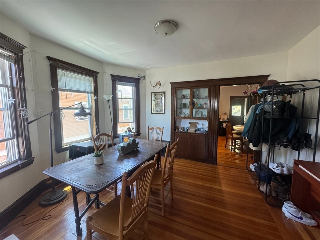 Building Photo - 8 Foskett St