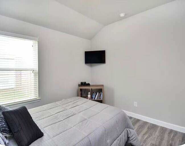 Building Photo - 3719 Butte Meadows Ln