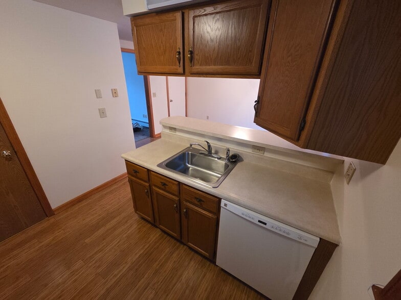 Building Photo - 12B Mabel Ave