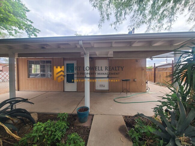 Building Photo - Beautiful 2 bedroom 2 bathroom home!