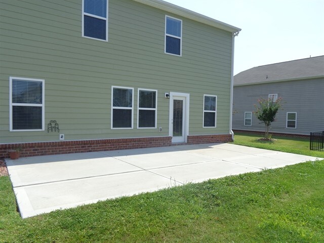 Building Photo - 1011 Gwinmar Rd