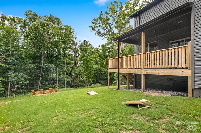 Building Photo - 3 Kilham Ln