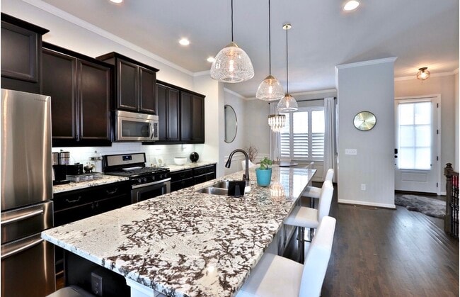 Building Photo - 4379 Strand Dr