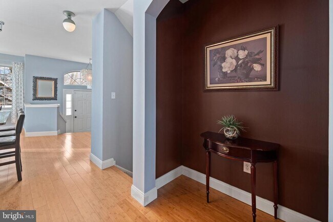 Building Photo - 4079 Waterford Dr