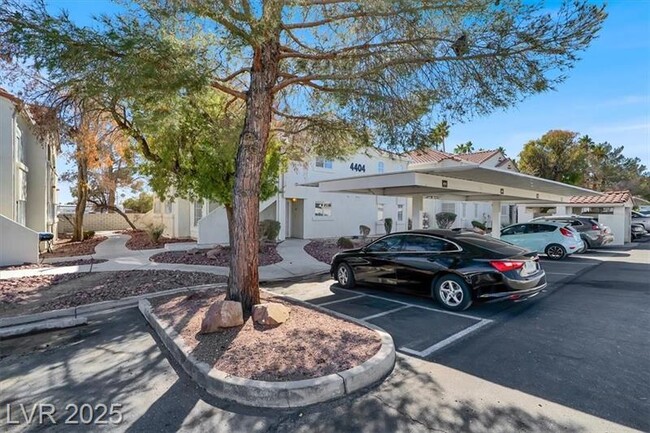 Building Photo - 4404 W Lake Mead Blvd